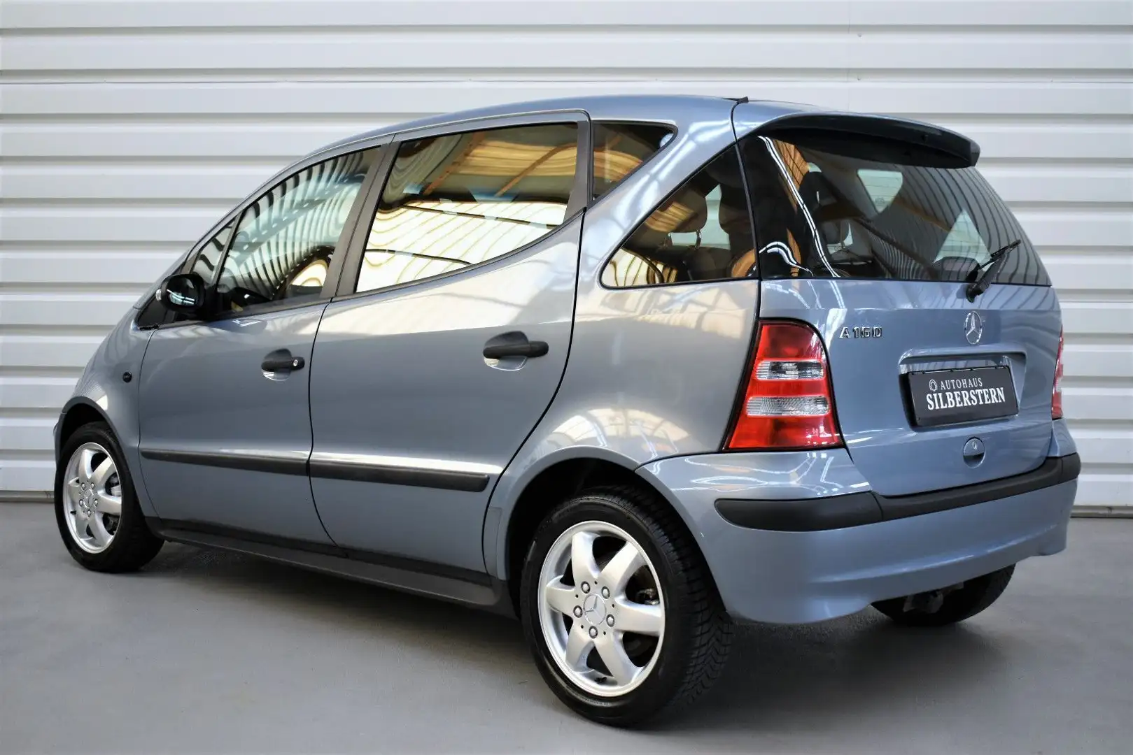 Mercedes-Benz A 160 CLASSIC+Klima+Servo+AHK+TÜV 01.2027 Gris - 2