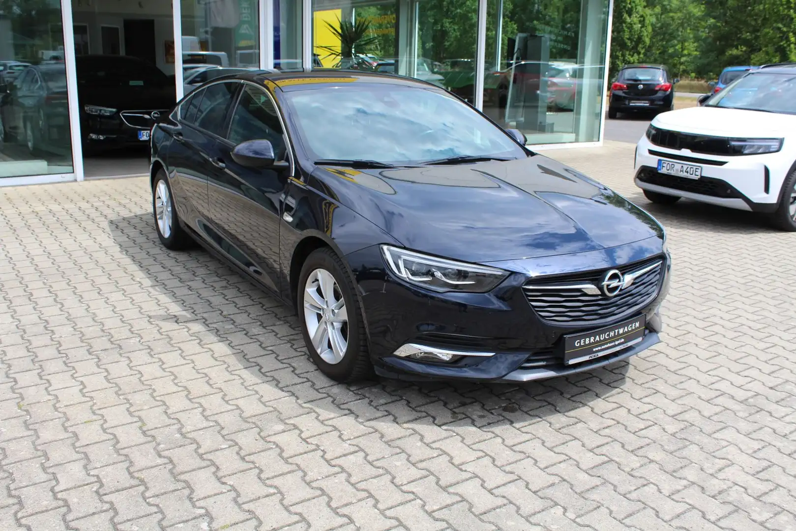 Opel Insignia Insignia 1.5 Turbo Dynamic Blauw - 1