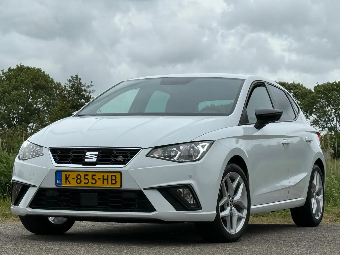 SEAT Ibiza 1.0 TSI FR Business Intense - Blanco Candy - Topst Bílá - 2