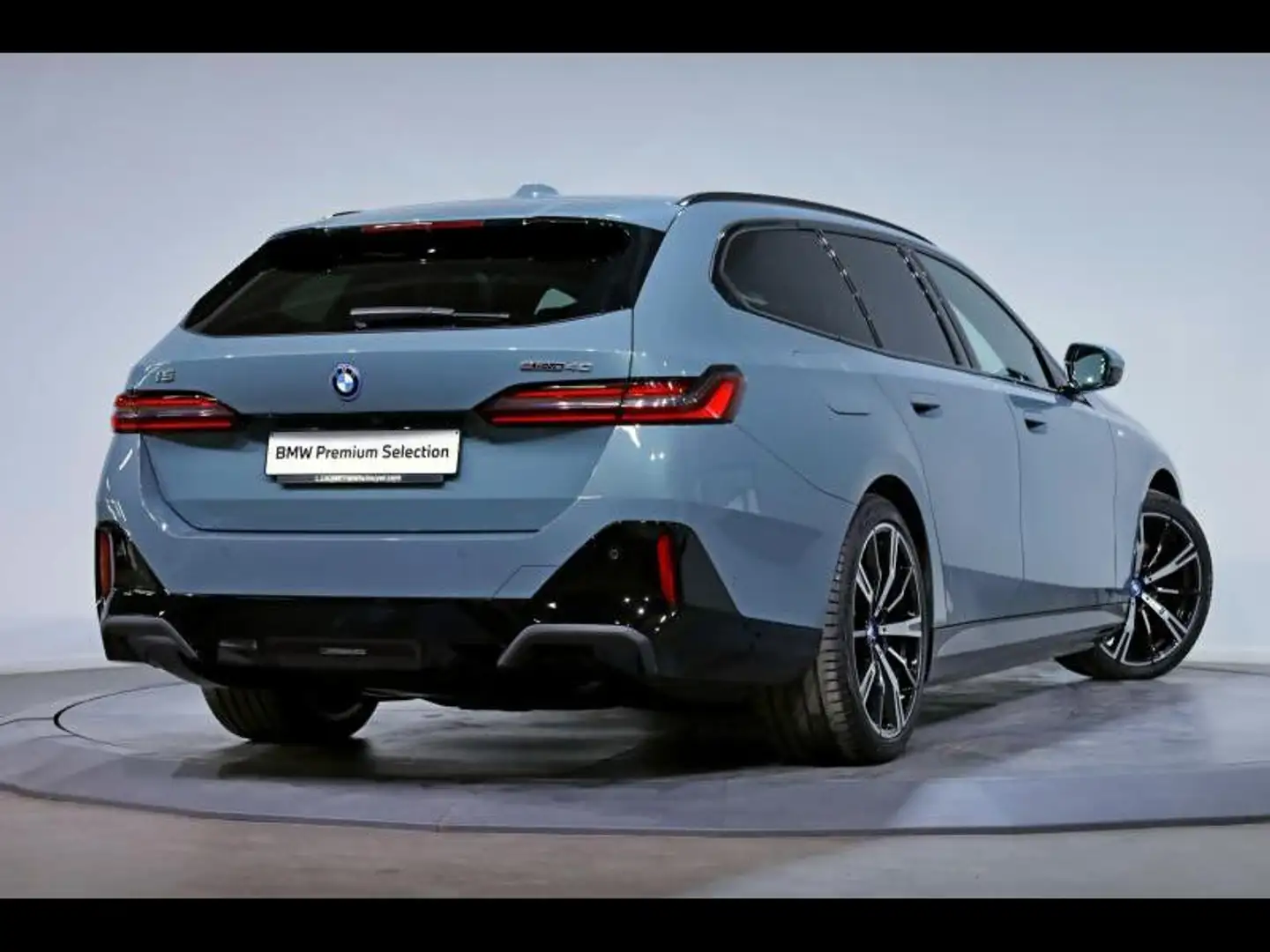 BMW i5 eDrive40 Touring Kit M Sport Verde - 2