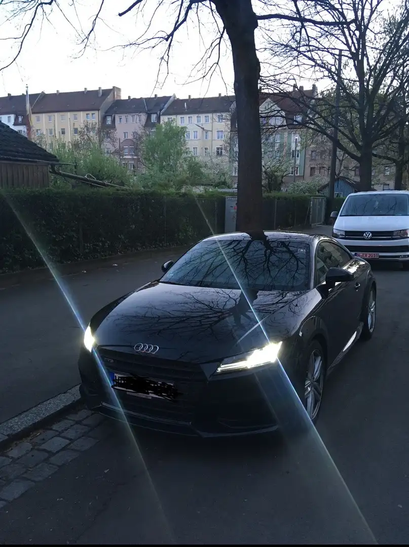 Audi TTS Coupe S tronic - 1