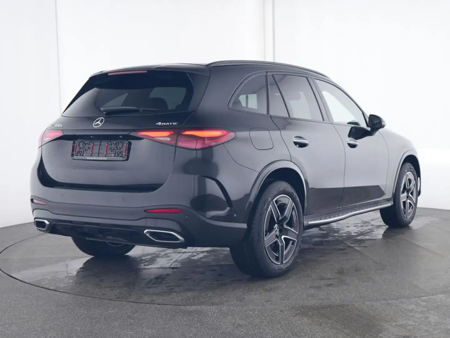 Mercedes-Benz GLC 400 e 4M AMG-Sport/Pano/AHK/Night/Distr/19' Noir - 2
