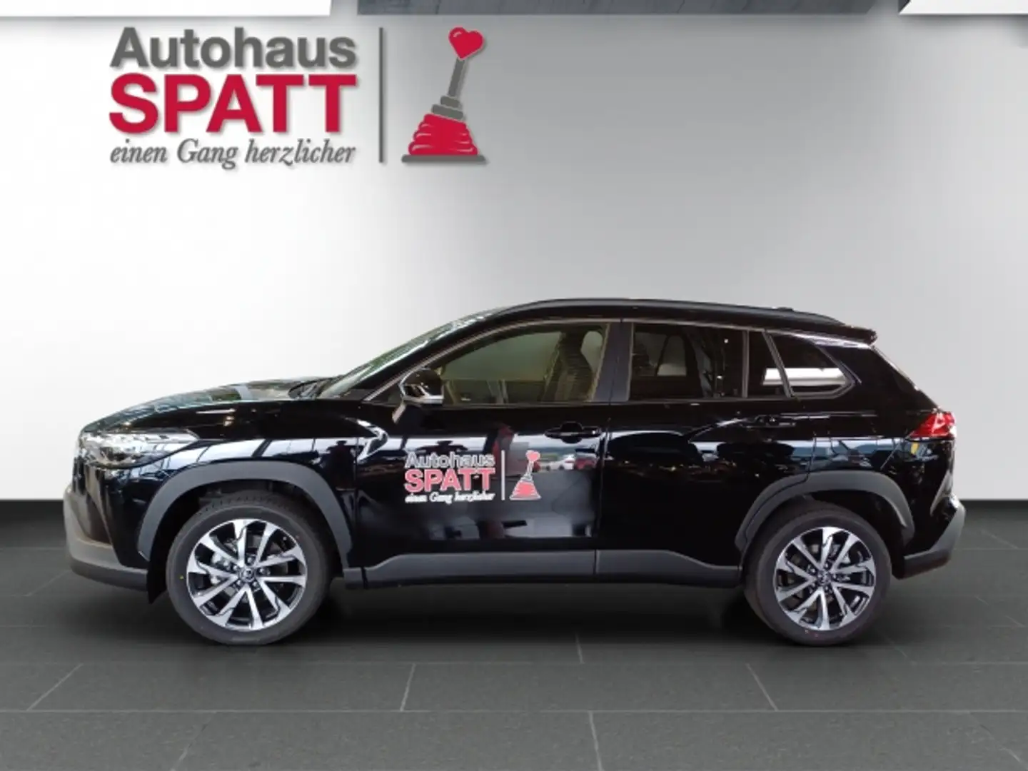 Toyota Corolla Cross 2,0 Hybrid Active Drive AWD-i !! Vorführwagen !! Zwart - 2