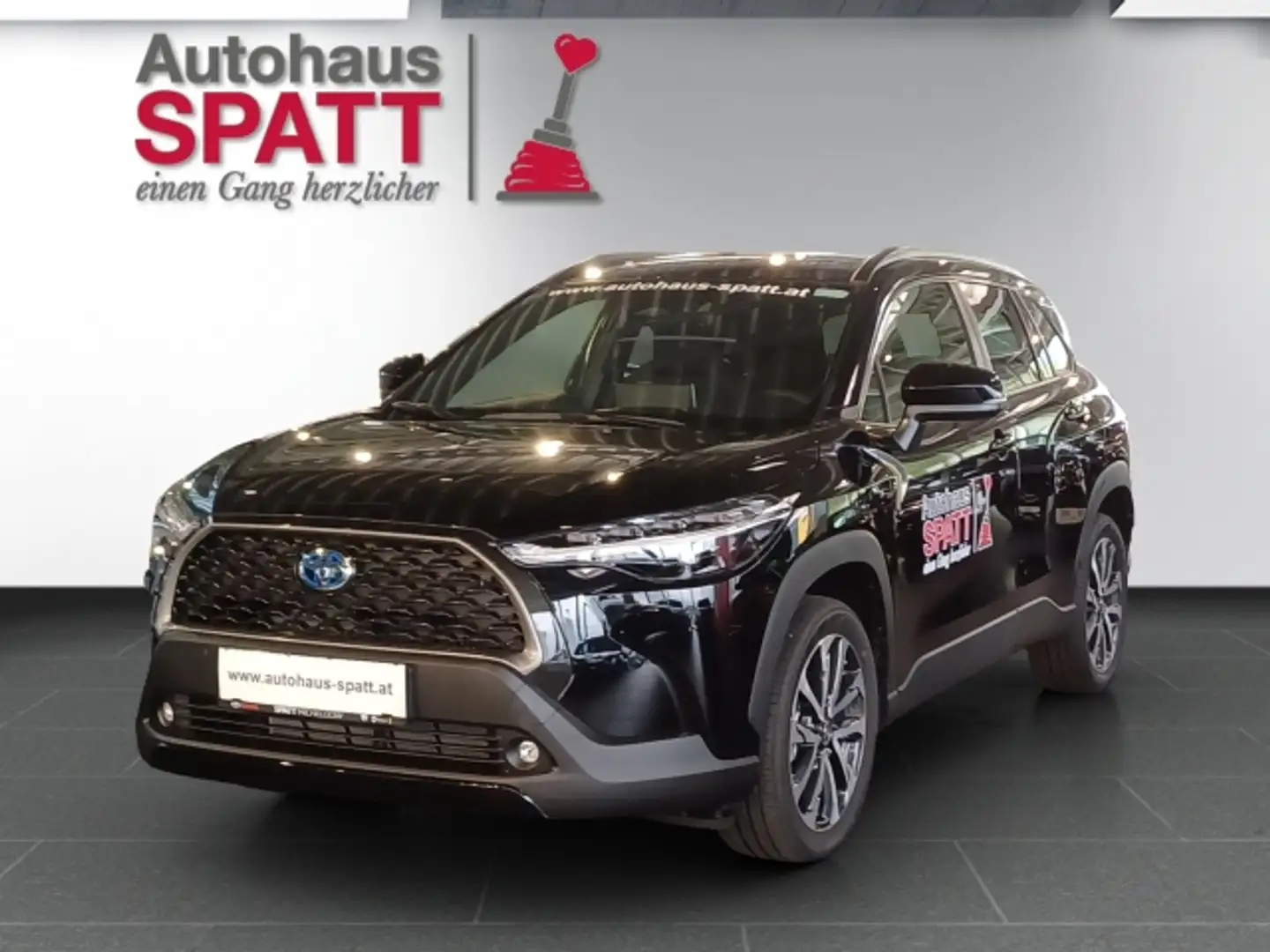 Toyota Corolla Cross 2,0 Hybrid Active Drive AWD-i !! Vorführwagen !! Zwart - 1