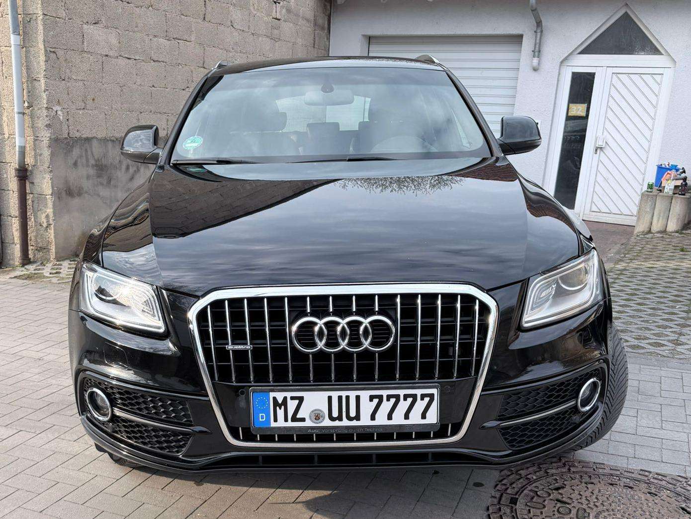 Second hand Audi Q5 2.0