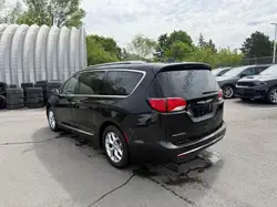 Chrysler Pacifica photo Chrysler Pacifica