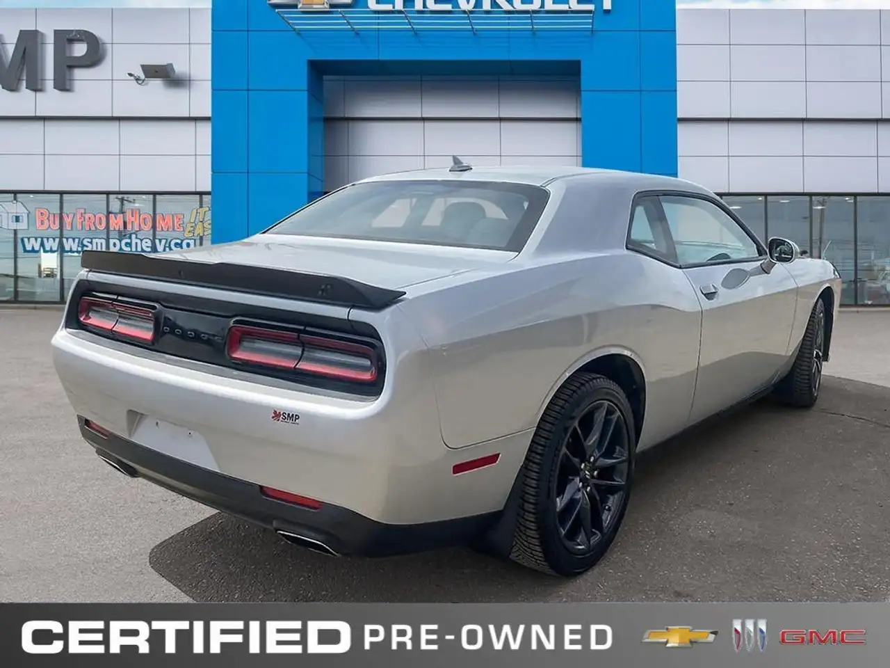 Dodge Challenger снимка Dodge Challenger