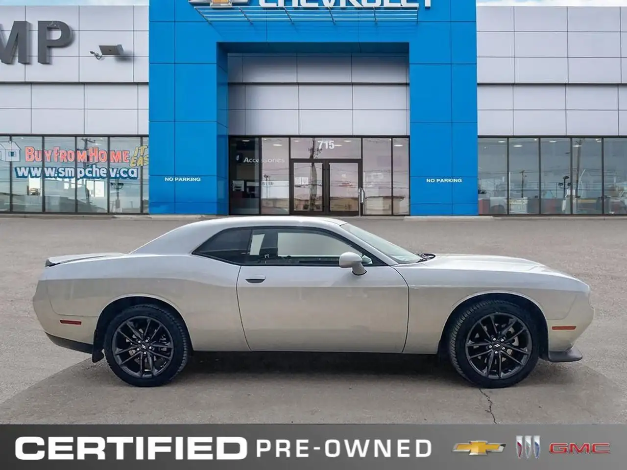Dodge Challenger снимка Dodge Challenger
