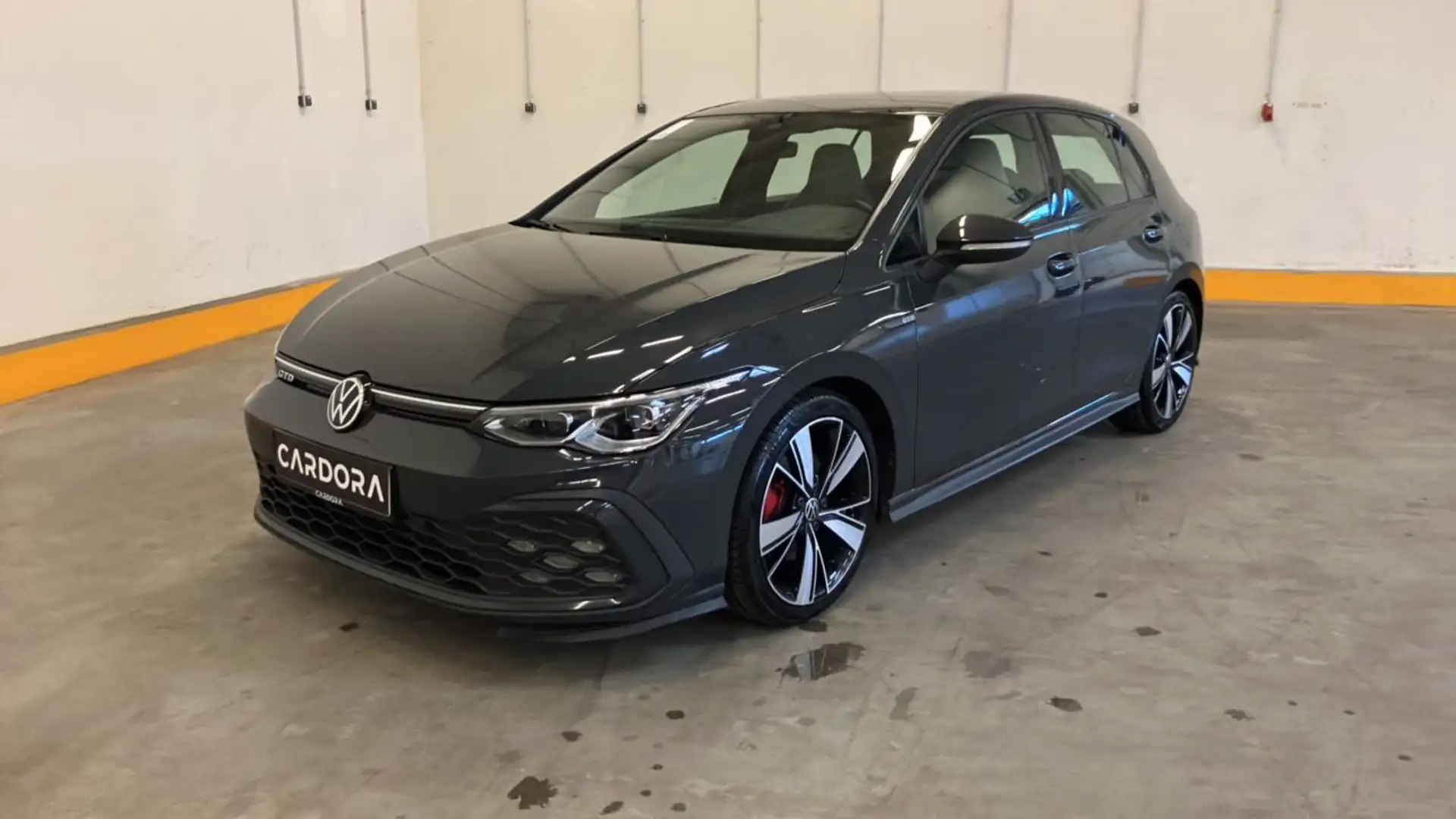 Volkswagen Golf VIII 2.0 TDI GTD LED*LEDER*SKY*RADAR*SITZBELÜFTUN Grau - 2