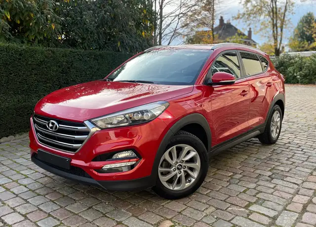 Hyundai TUCSON 1.6 GDi 2WD Premium  ### 38000 km ###