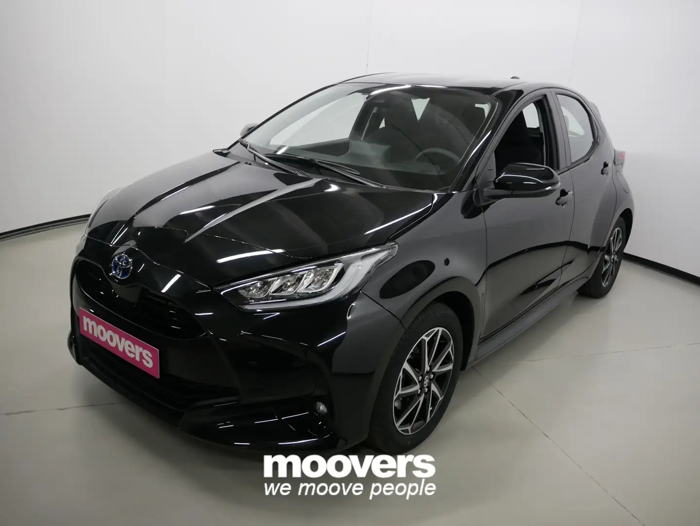 Toyota Yaris 1.5 Hybrid 5 porte Trend Чорний - 2
