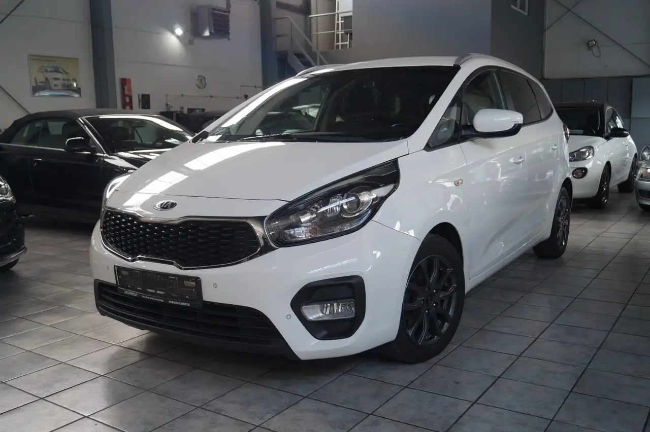 Kia Carens