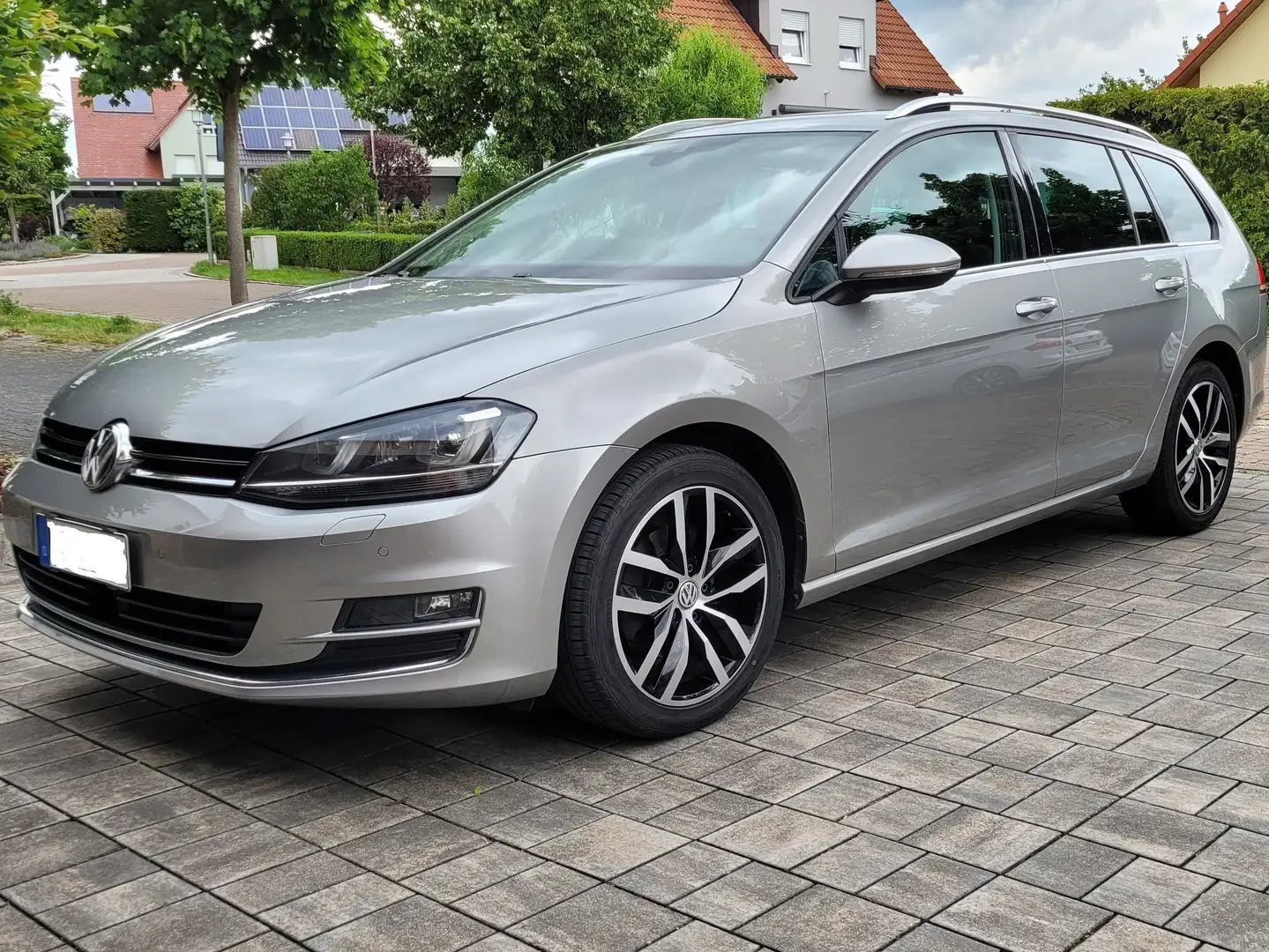 Volkswagen Golf Variant Golf VII Variant 2.0 TDI DSG Highline BMT AHK/ACC Silber - 1