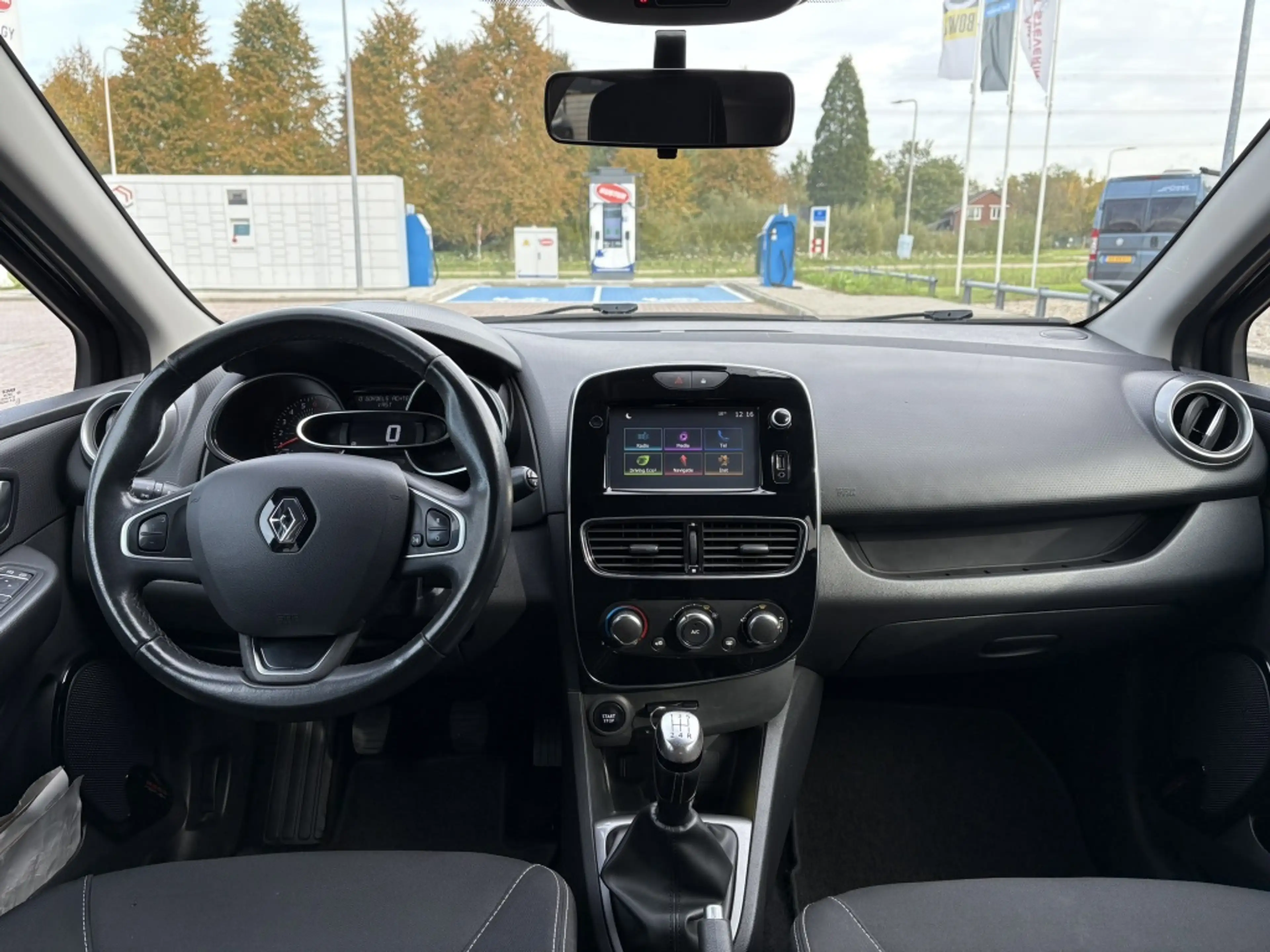 Renault Clio 0.9 TCE 90 ESTATE / Cruise / LM-velgen / Airco — photo 5