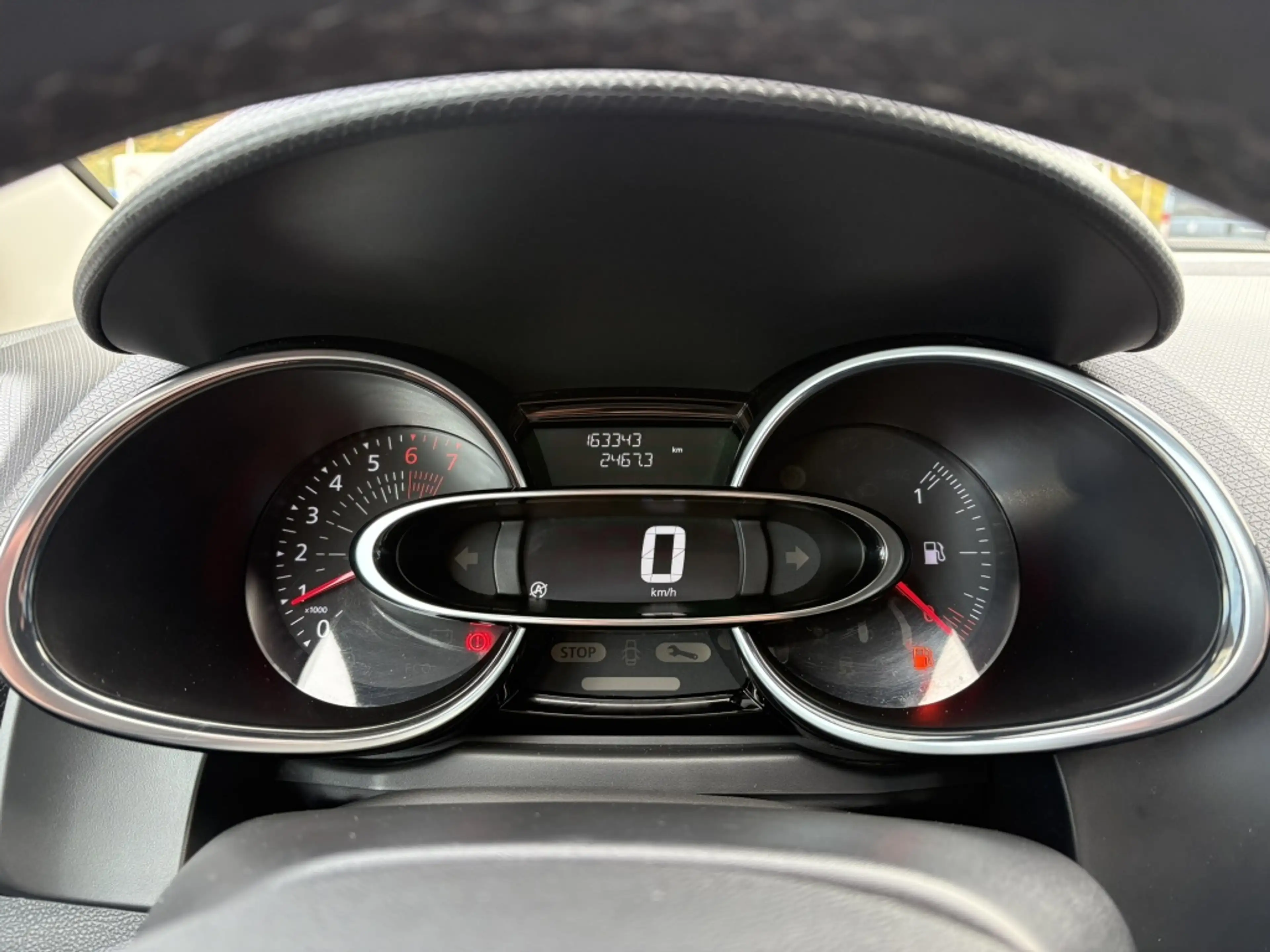 Renault Clio 0.9 TCE 90 ESTATE / Cruise / LM-velgen / Airco — photo 10