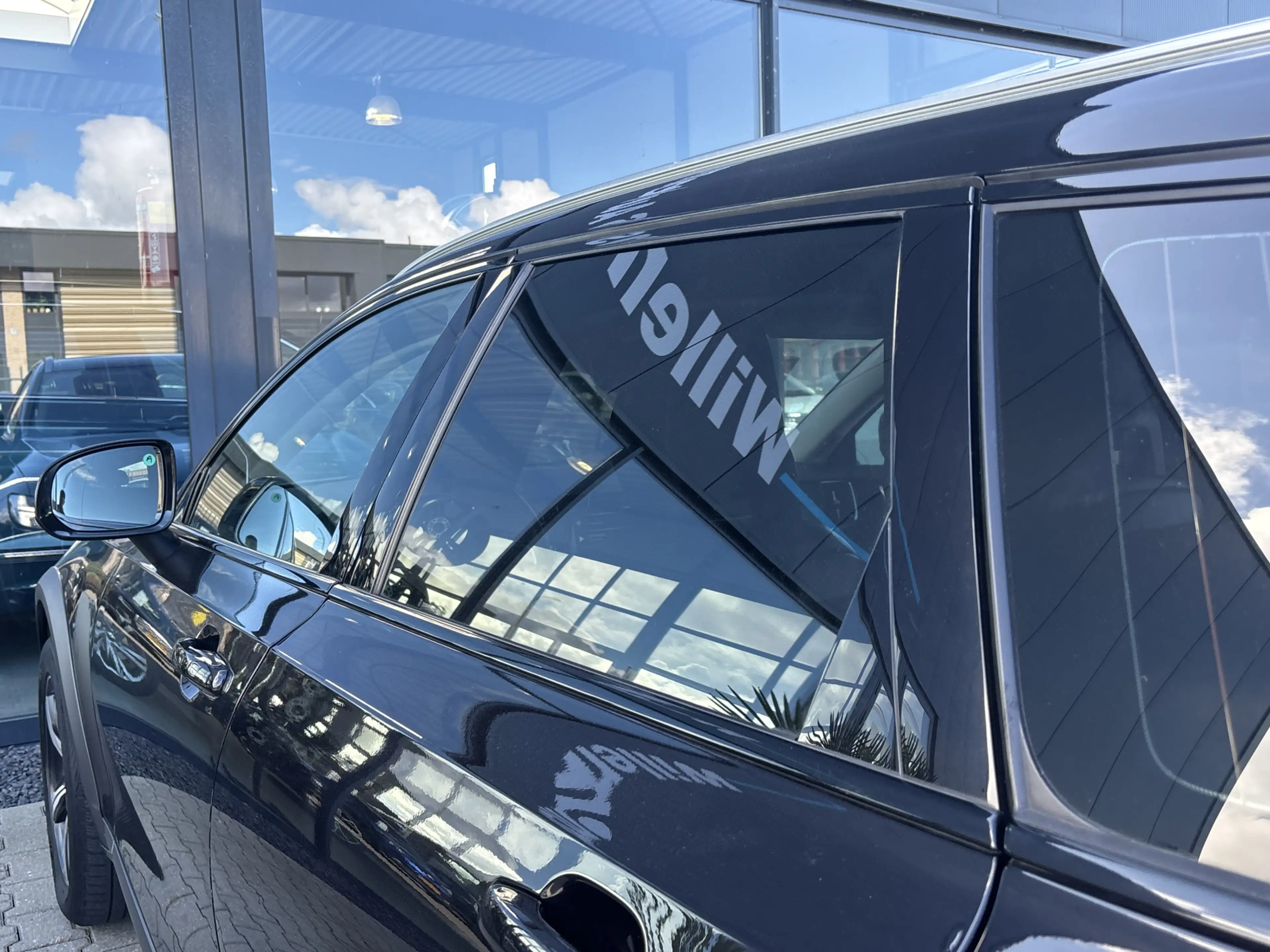 Volvo V90 Cross Country 2.0 T5 90th Anniversary Edition — photo 16