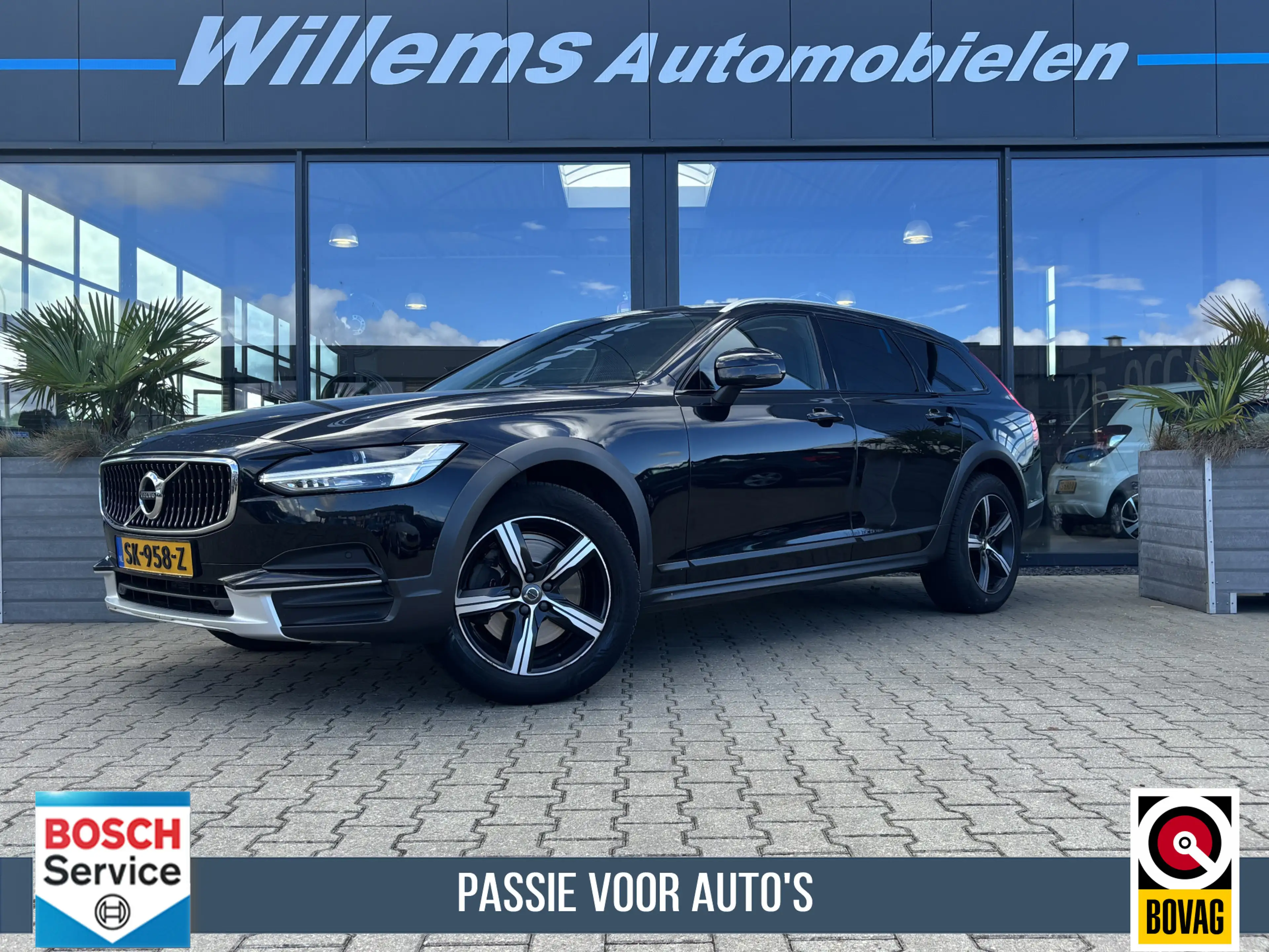 Volvo V90 Cross Country 2.0 T5 90th Anniversary Edition