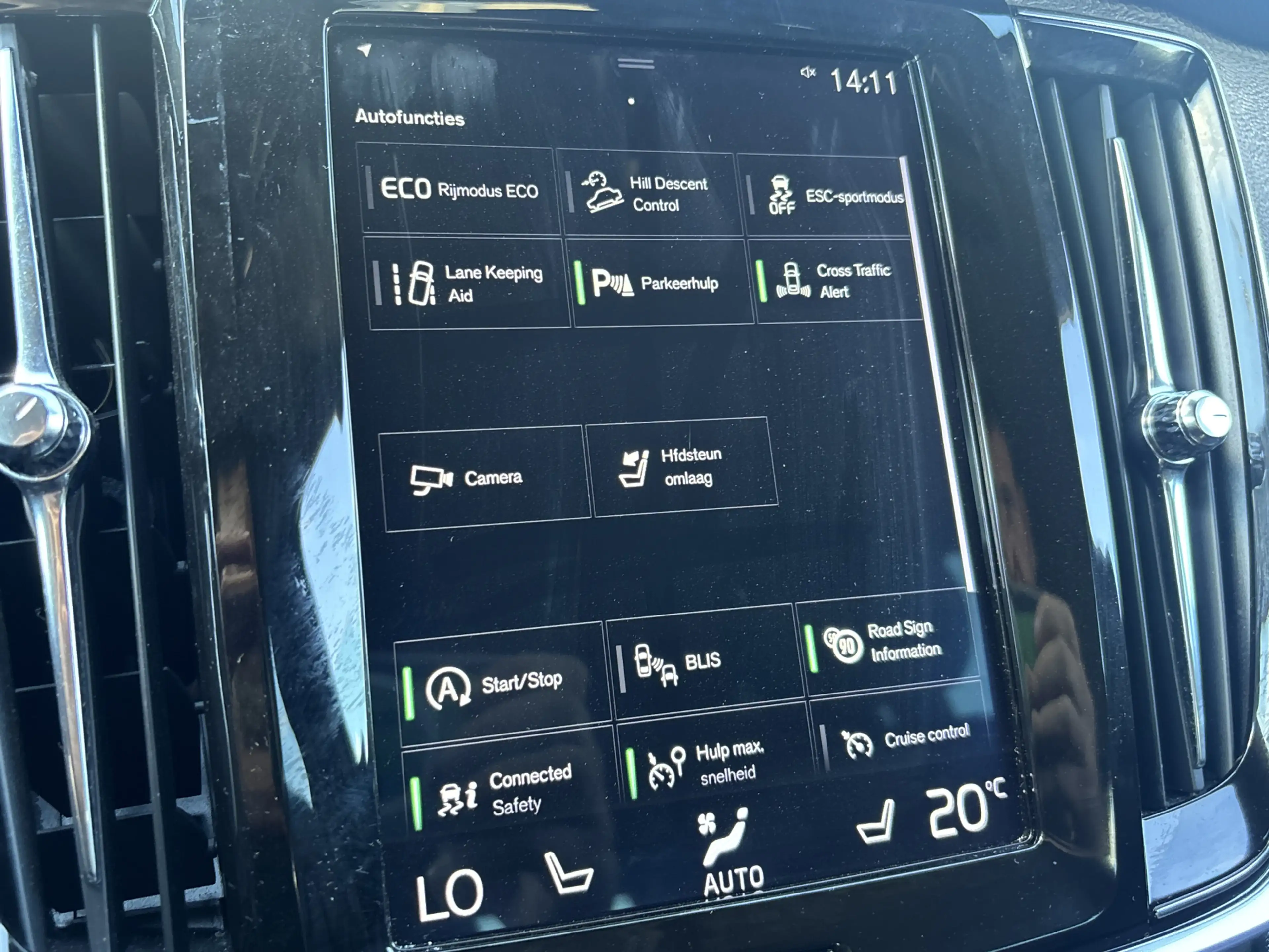Volvo V90 Cross Country 2.0 T5 90th Anniversary Edition — photo 33
