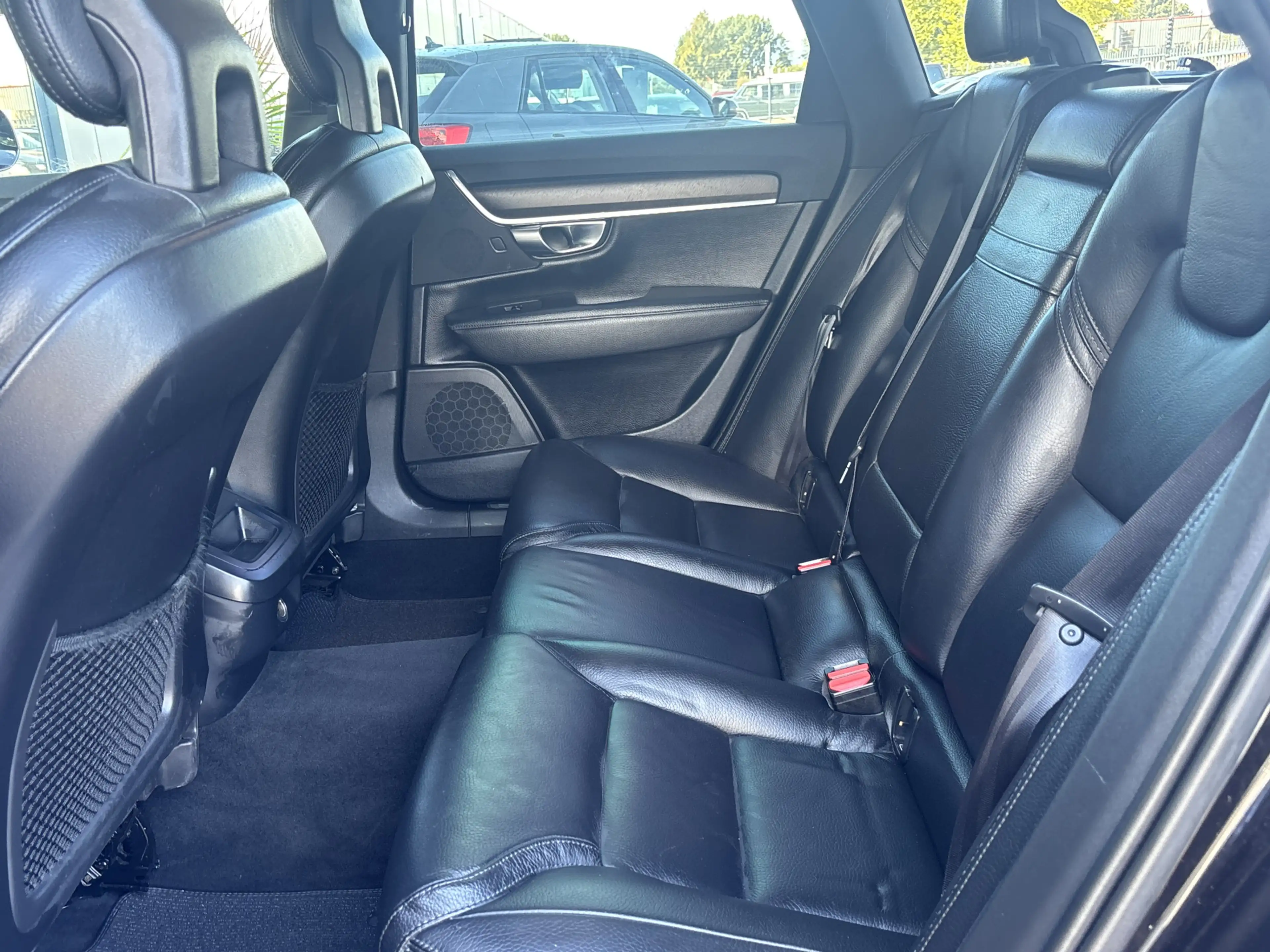Volvo V90 Cross Country 2.0 T5 90th Anniversary Edition — photo 13