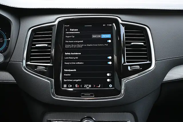 Volvo XC90 T8 AWD Recharge PHEV Plus Bright Geartronic ACC... Ansicht 22