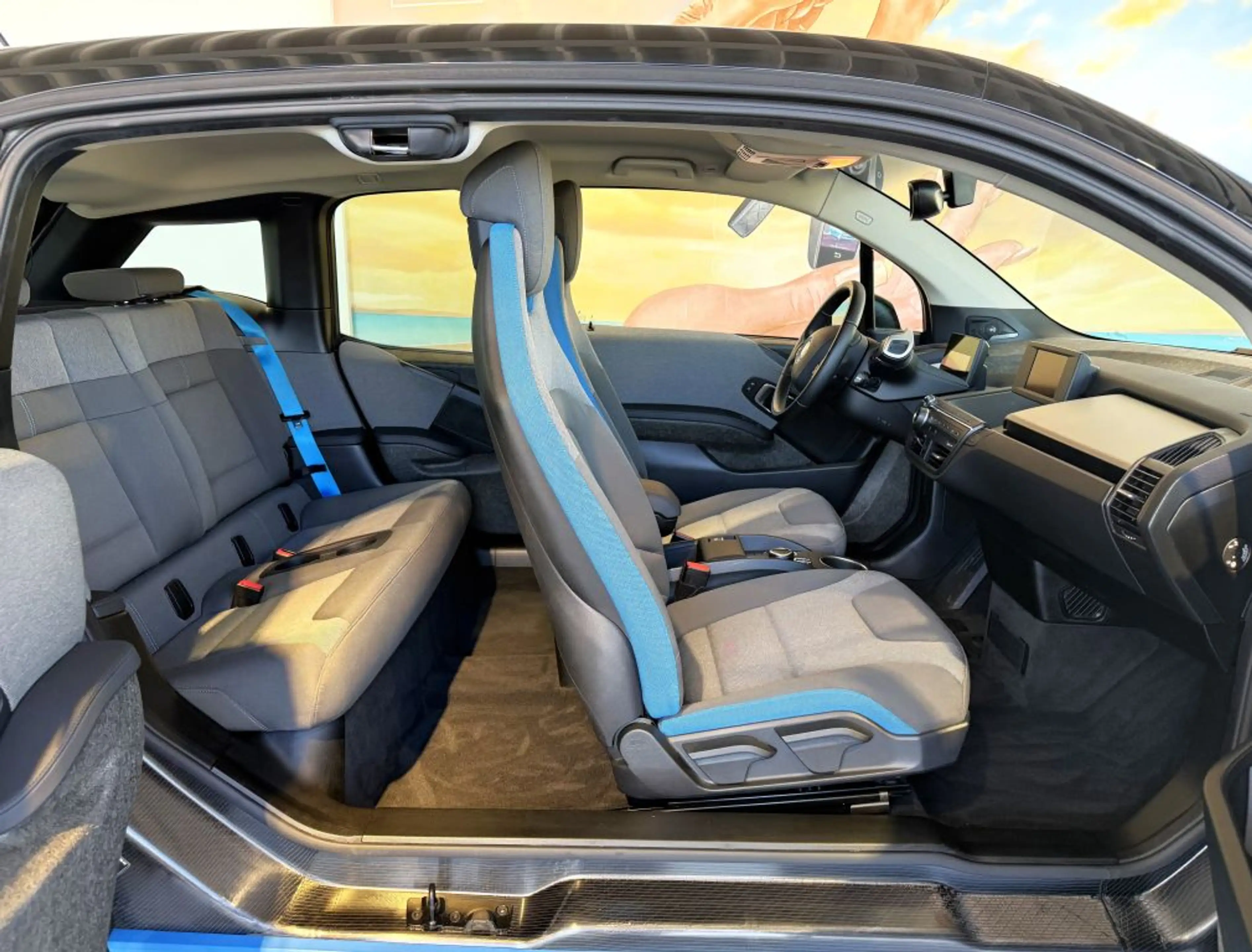 BMW i3 i3s 120 Ah Sportpaket+AC/DC+20*+HARM+NAVI+DAB+ — photo 7