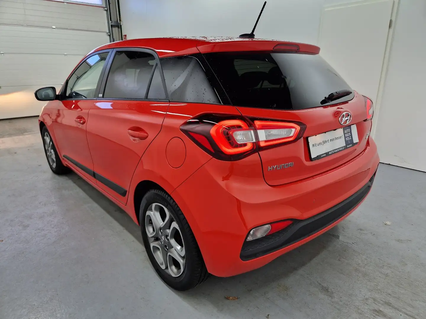 Hyundai i20 1.0 Style Klimaautomatik Navi Rouge - 2