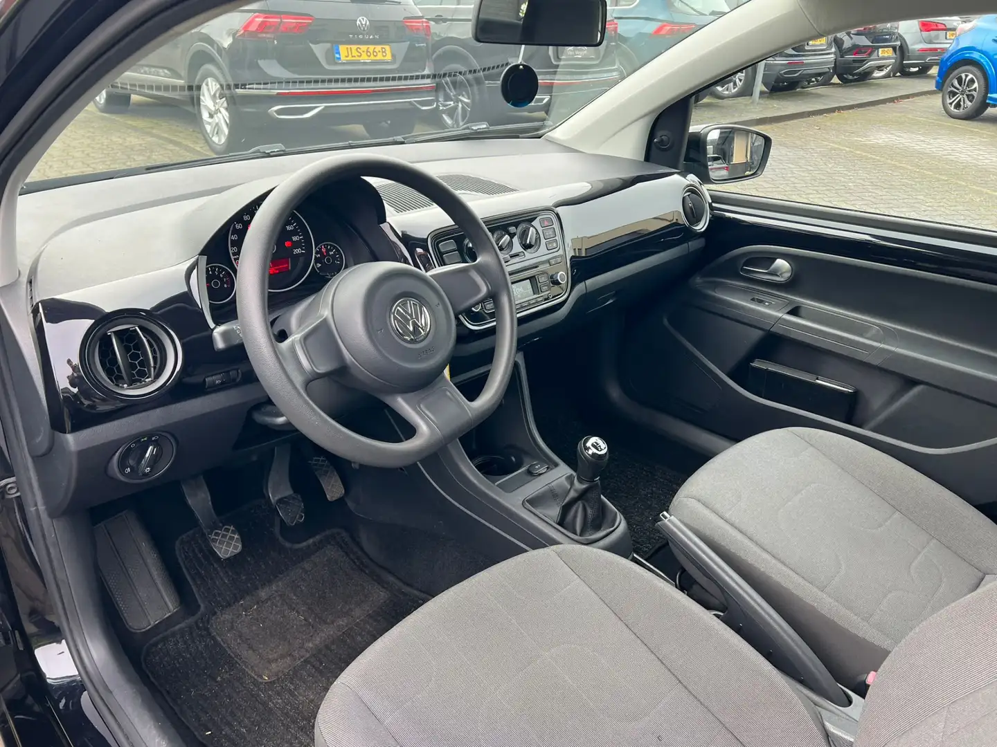 Volkswagen up! 1.0 take up! airco, elek ramen, centrl vergr, Noir - 2