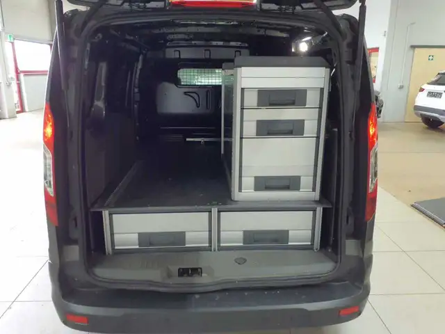 Ford Transit view 10