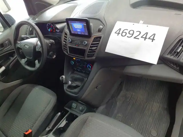 Ford Transit view 12