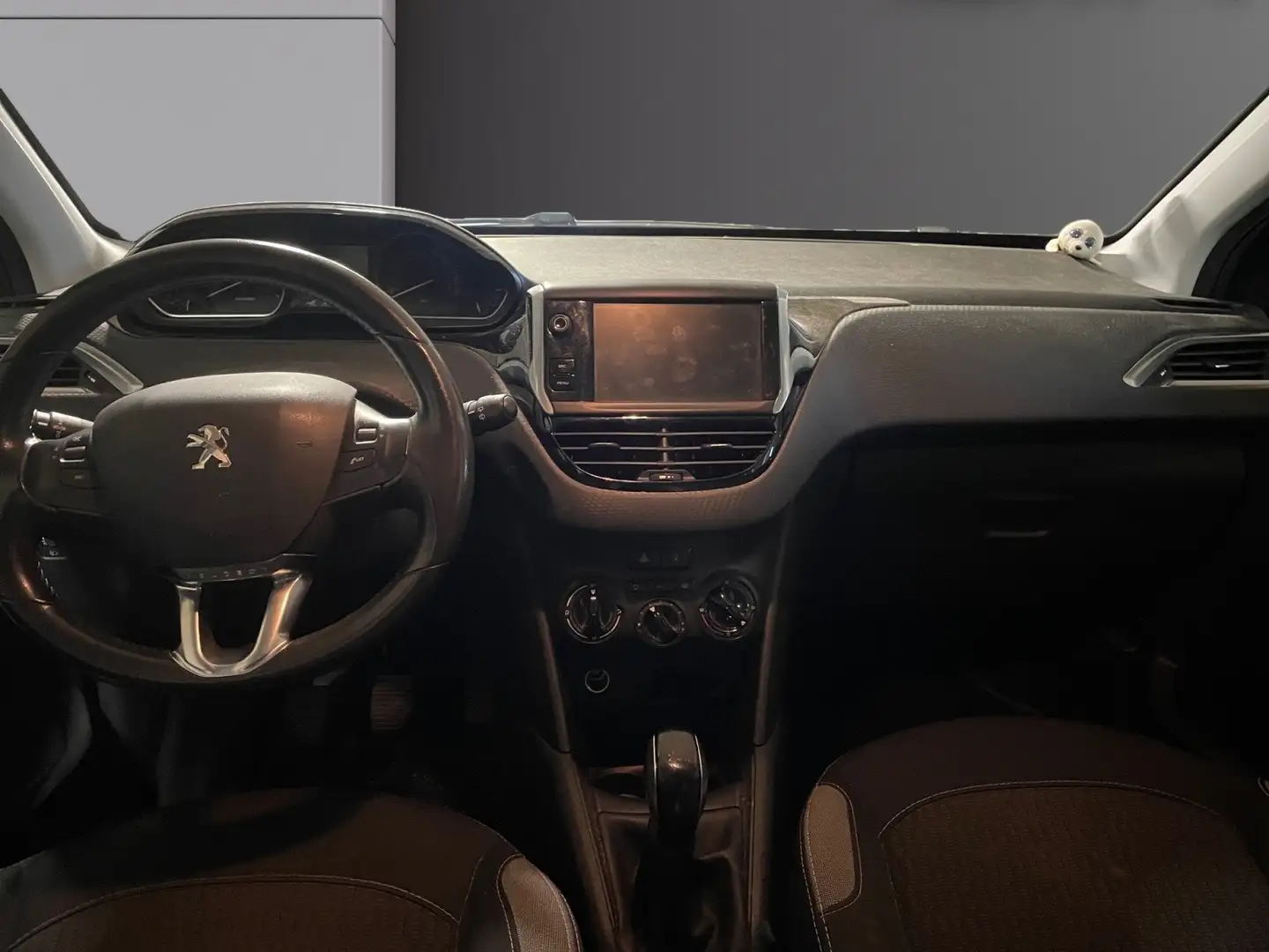 Peugeot 208 208 1.2 PureTech 82ch BVM5 Active Blau - 2