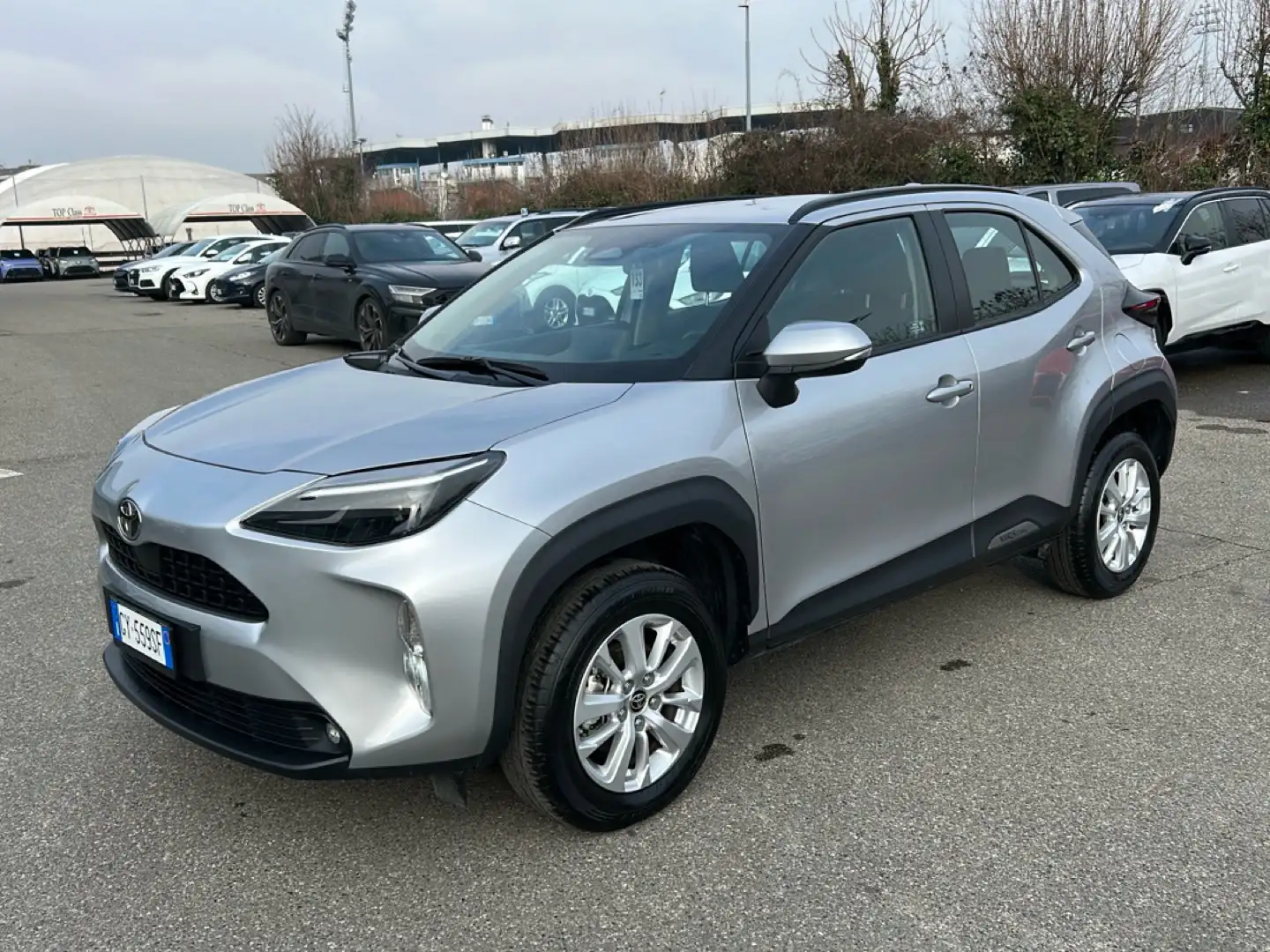 Toyota Yaris Cross Yaris Cross 1.5 Hybrid 5p. E-CVT Active Argent - 1