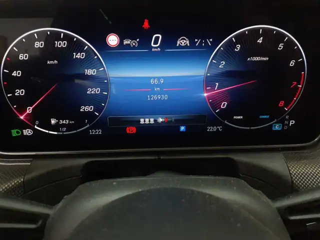 Mercedes-Benz C-Class view 11