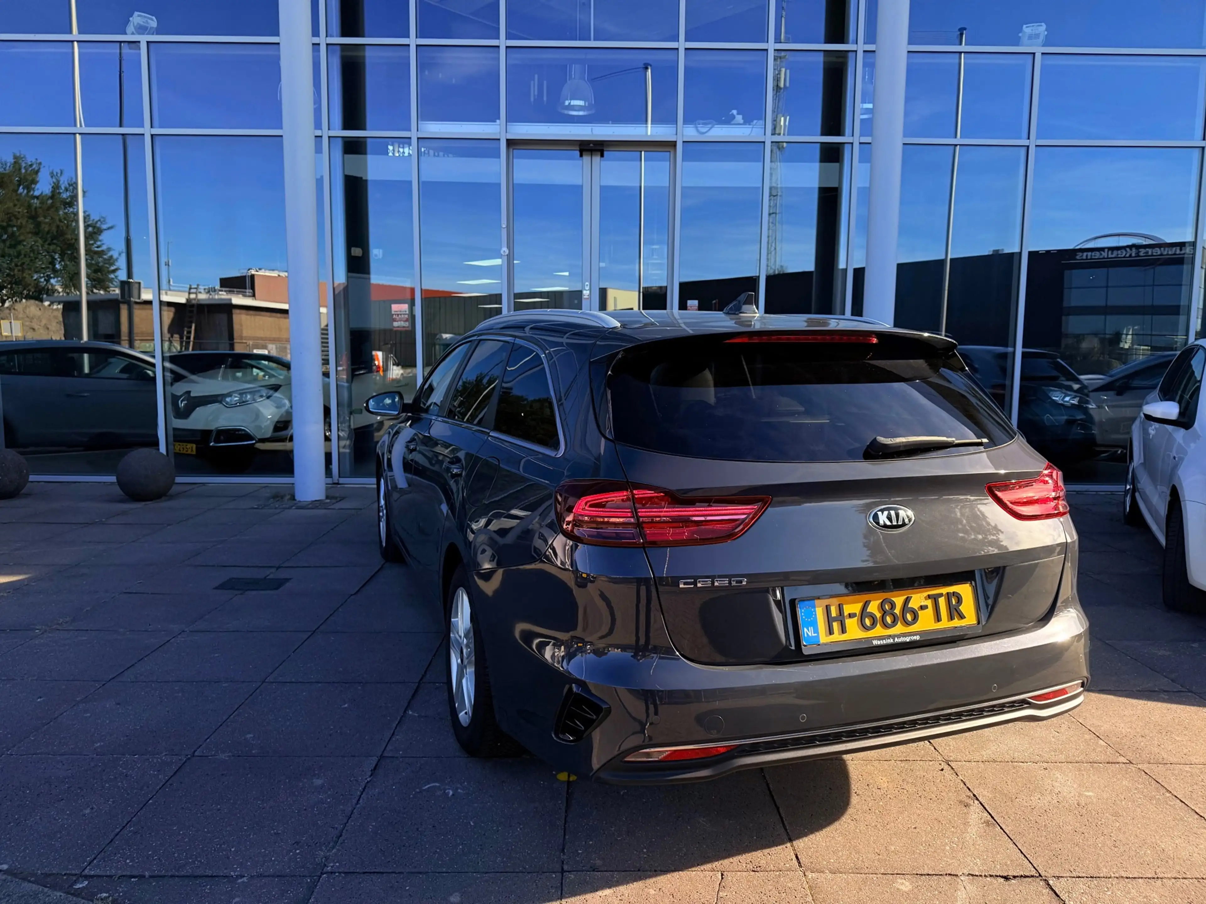 Kia Ceed SW / cee'd SW Sportswagon 1.0 T-GDi DynamicPlusLine|vol|1eig|CAR — photo 4