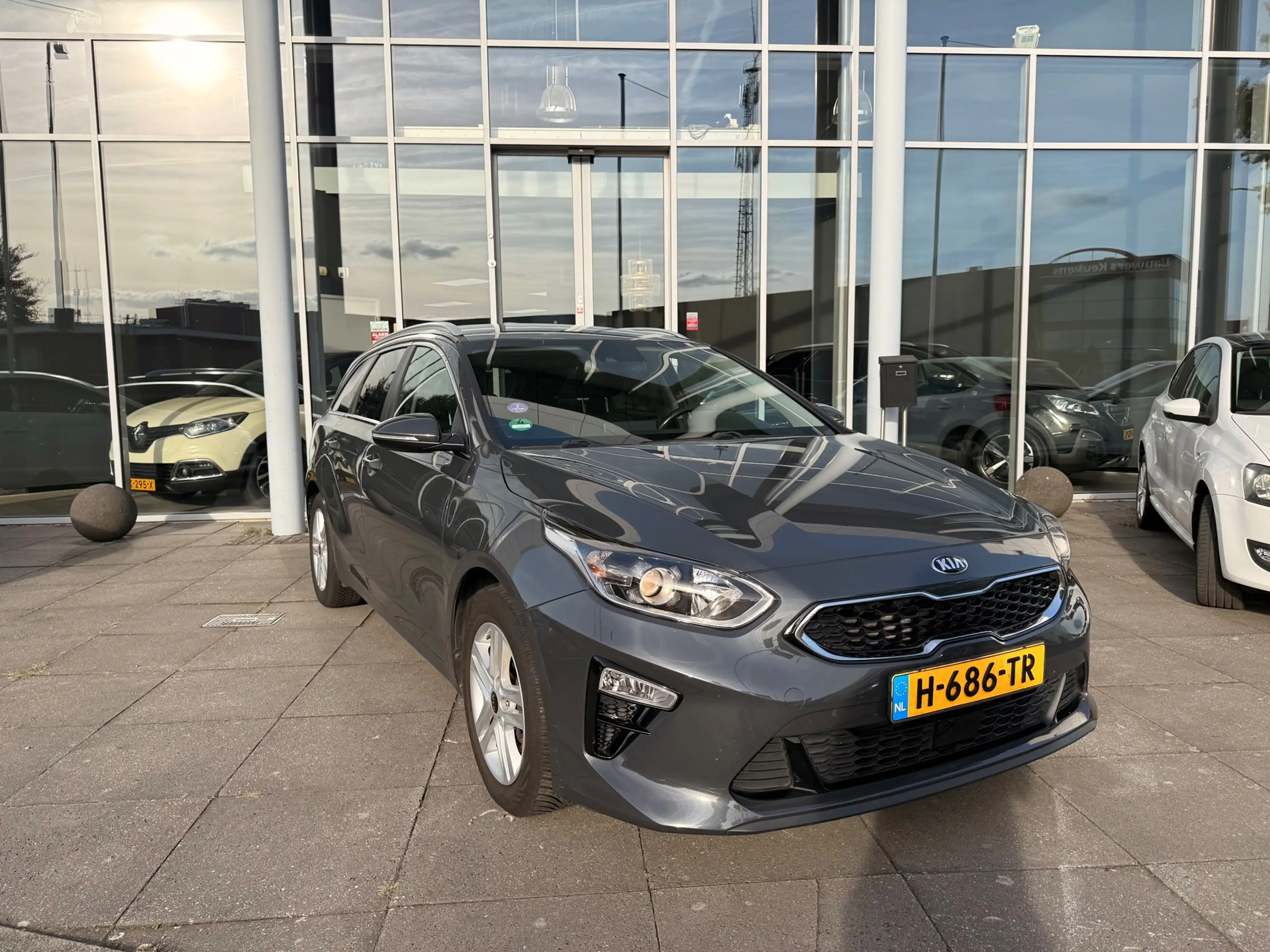 Kia Ceed SW / cee'd SW Sportswagon 1.0 T-GDi DynamicPlusLine|vol|1eig|CAR — photo 2