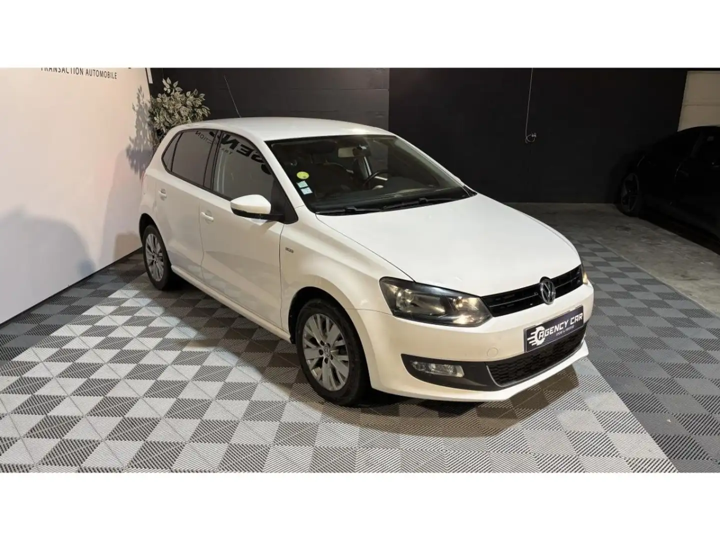 Volkswagen Polo V 1.6 TDI 90 ch - Life - 5 portes Blanc - 2