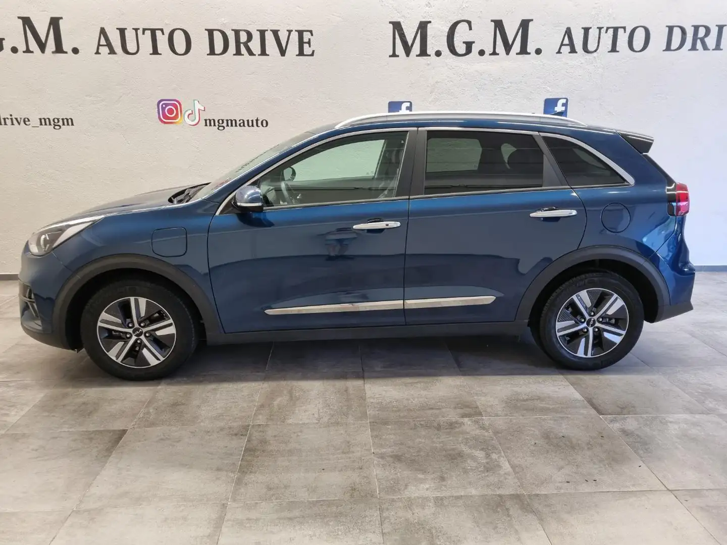 Kia Niro 1.6 GDi DCT PHEV STYLE Blu/Azzurro - 2