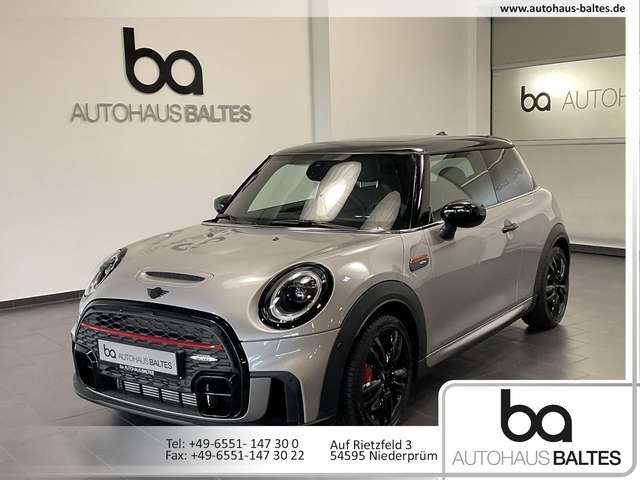 Imagine MINI John Cooper Works JCW 17"/Pano/Park/HuD/Navi/LED/Kam/Black