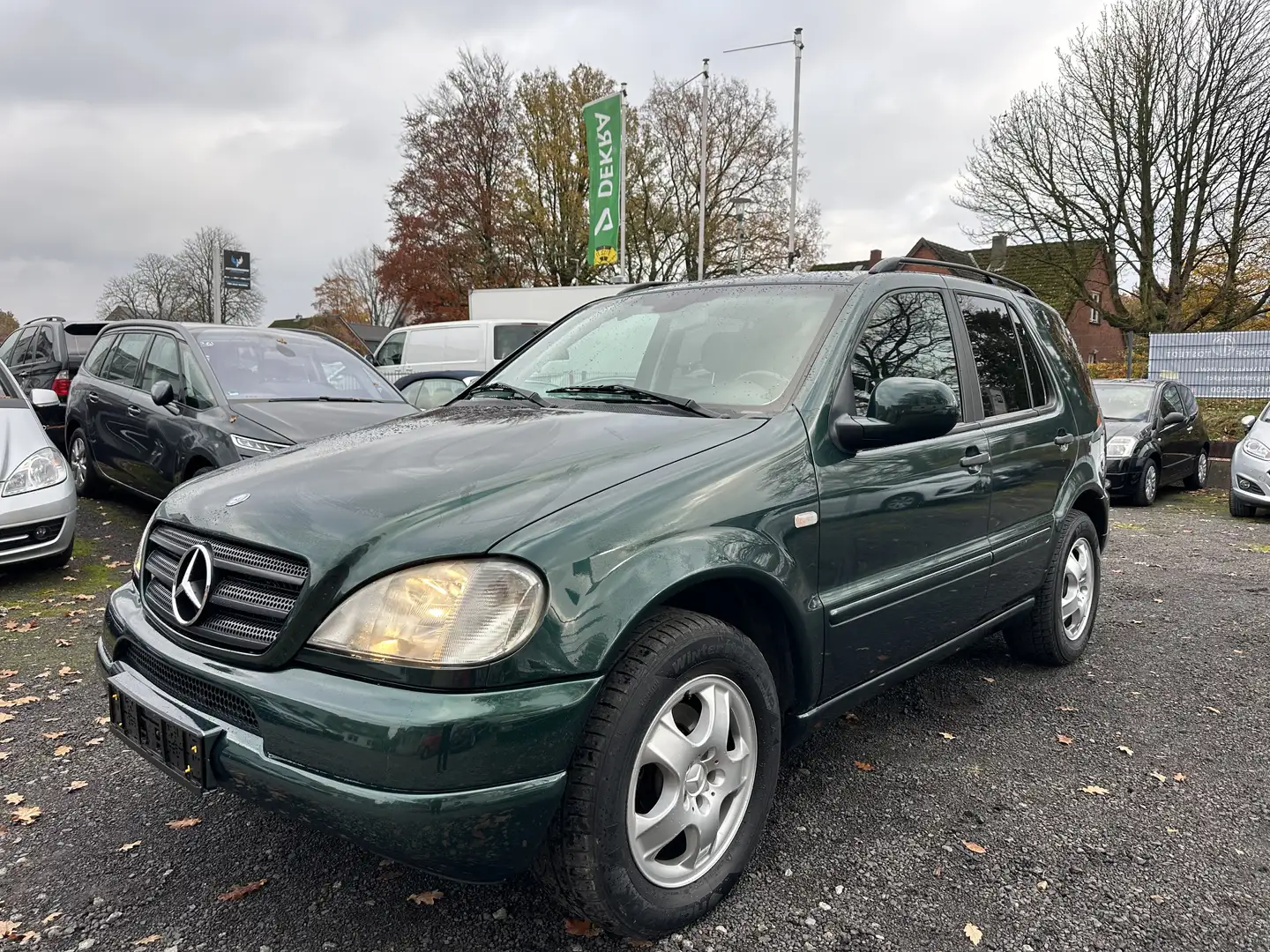 Mercedes-Benz ML 320 Automatik*Leder*AHK*TÜV& Service Neu Grün - 1