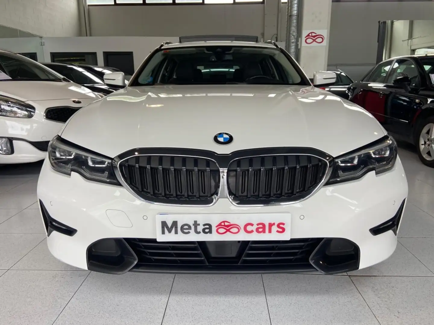 BMW 320 320dA xDrive Touring Blanco - 2