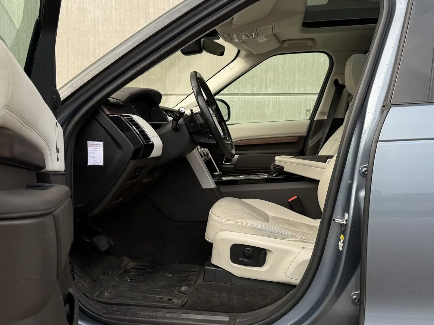 Land Rover Discovery 3.0 Sd6 HSE | Ex. btw €34.995 Blauw - 2