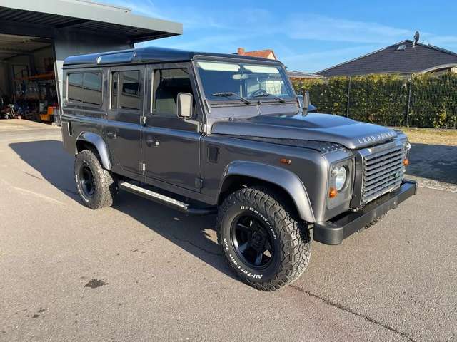 Imagine Land Rover Defender Defender 110 DPF Station Wagon LXV