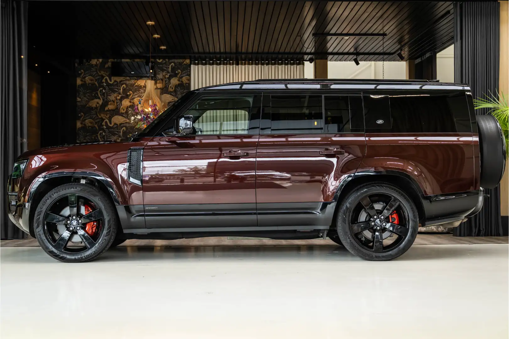 Land Rover Defender 130 3.0 P400 130 X Rojo - 2