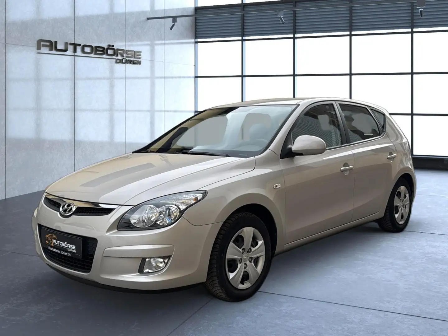 Hyundai i30 1.6 Style /Automatik Grau - 1