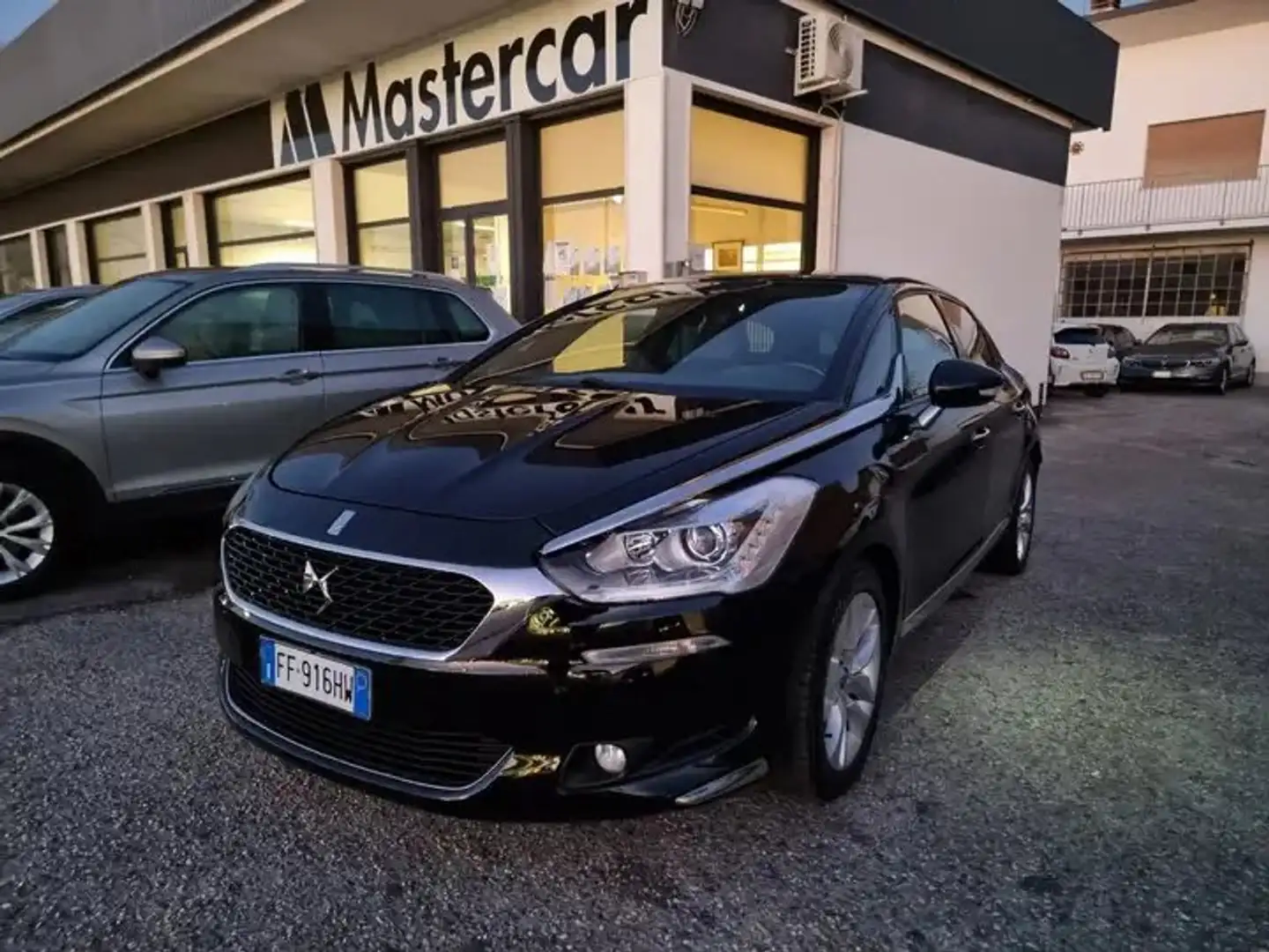 DS Automobiles DS 5 DS5 1.6 bluehdi Chic TG : FF916HW Fekete - 2