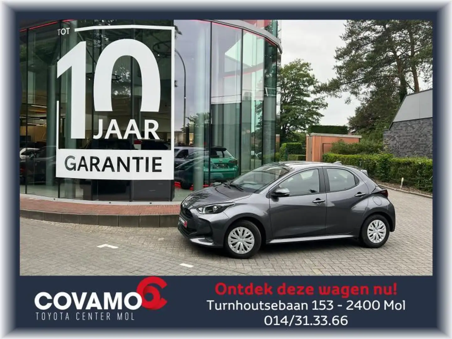 Toyota Yaris Dynamic Zwart - 1