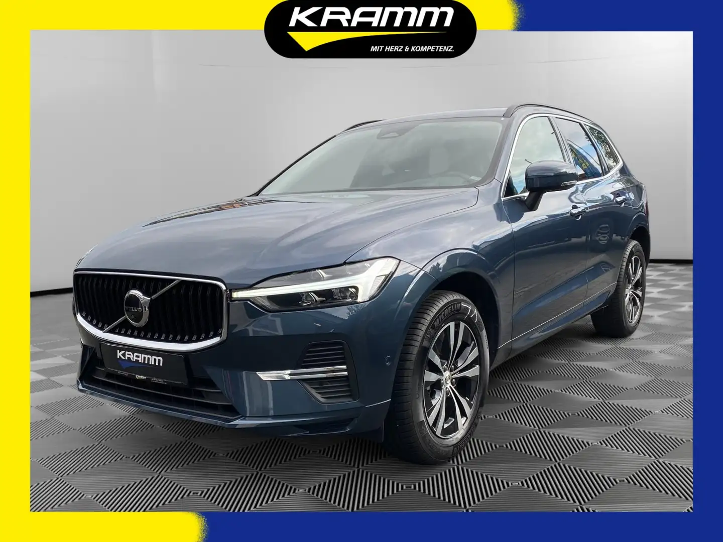 Volvo XC60 Momentum Momentum Pro 2WD AHK NR Fzg. RDK Синій - 1