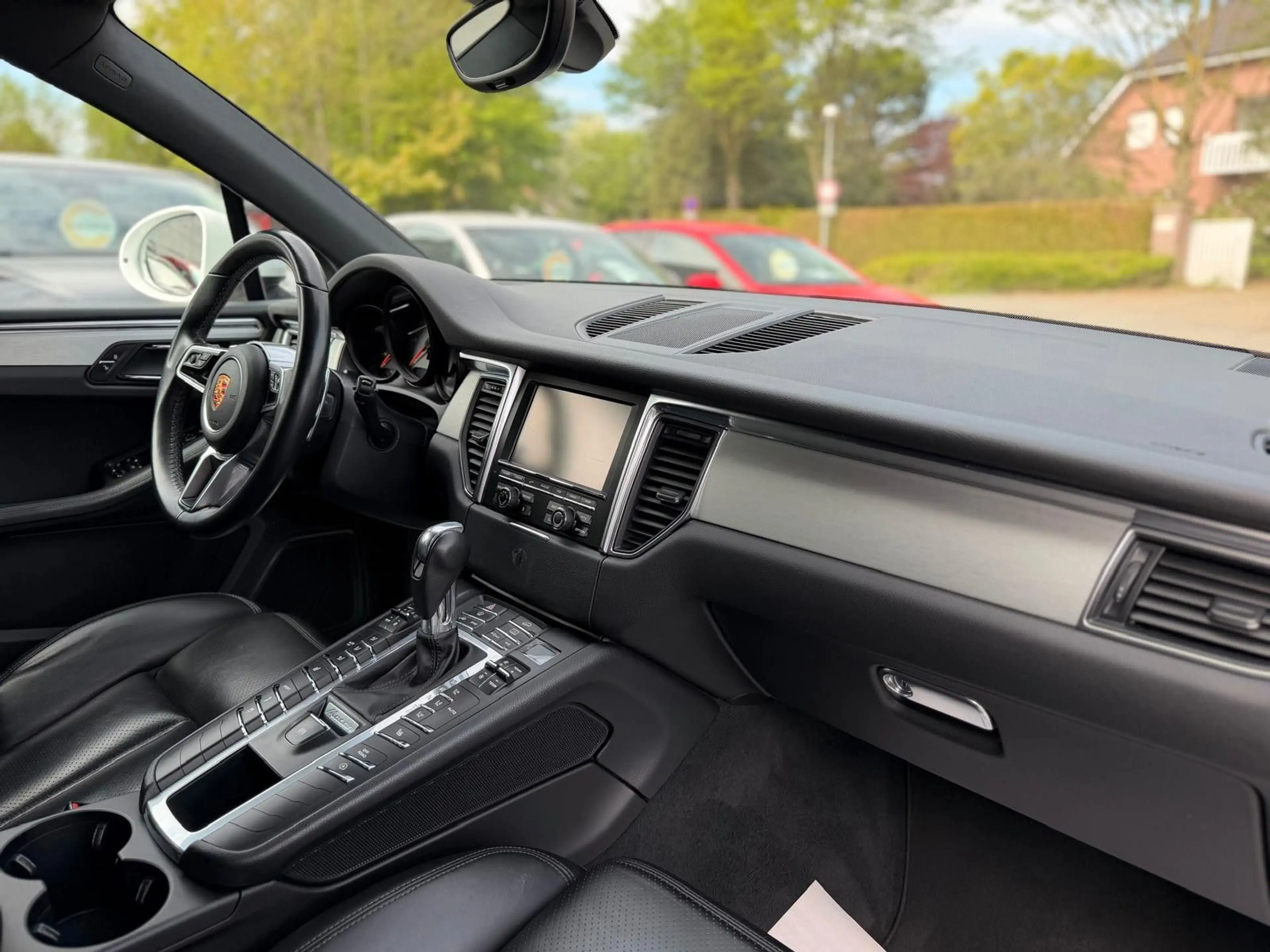 Porsche Macan S 3.0D, Automatik, leder, PDC, Xenon, Navi — photo 14