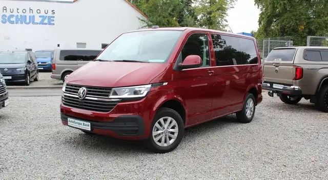 Volkswagen T6.1 Kombi 150PS DSG LED AHK Standhzg Campervor.