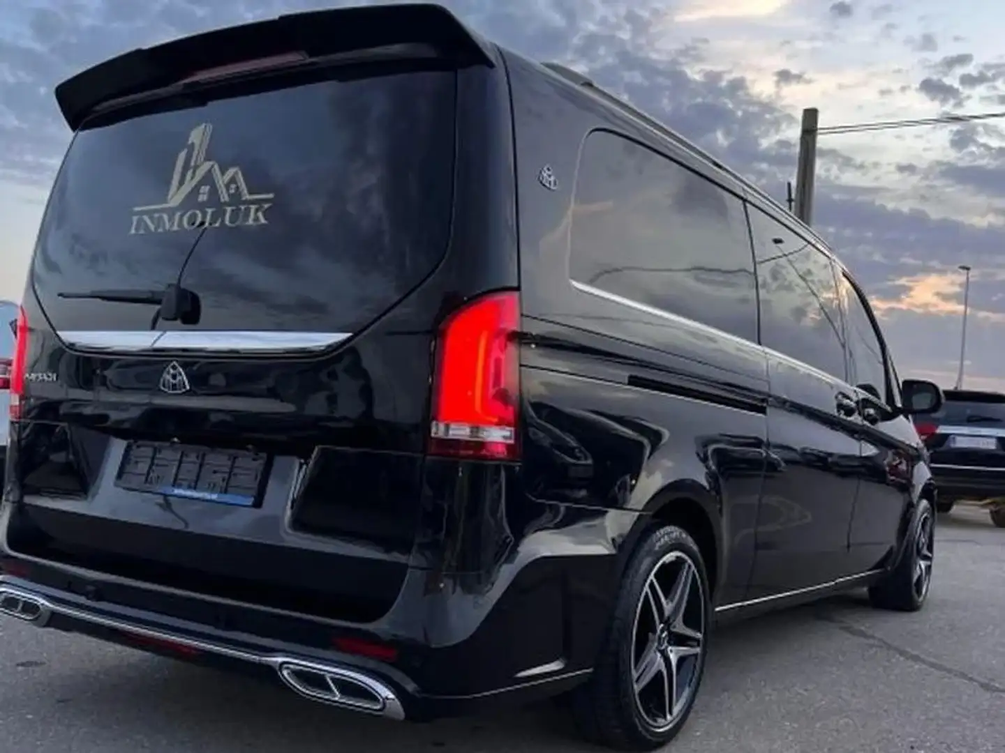 Mercedes-Benz V 220 V Compact 220 d Avantgarde 4matic auto - 2