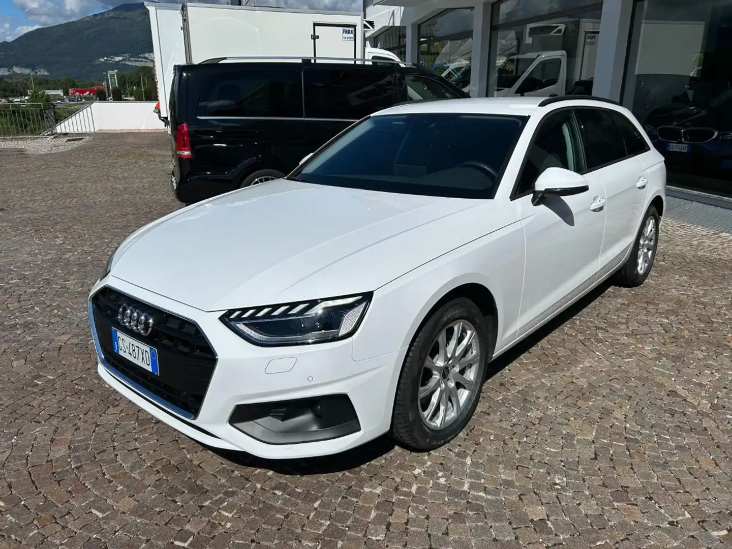 Audi A4 Avant 35 TDI/163 CV S tronic Business Blanco - 2